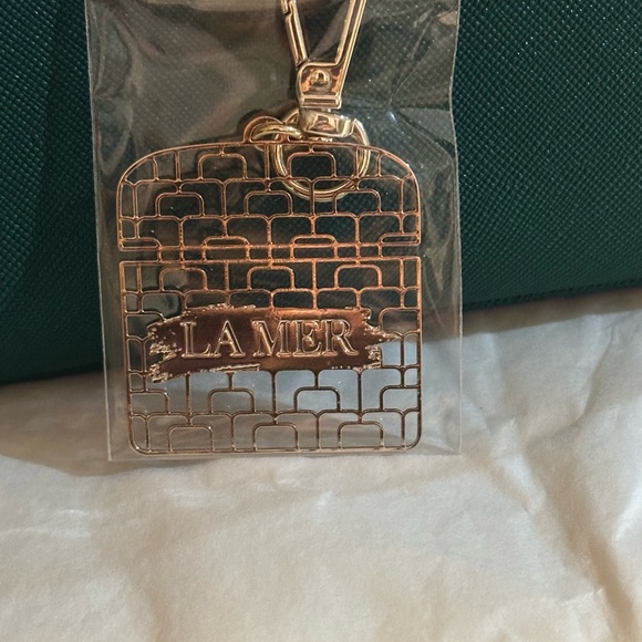 La Mer The Bag Charm Keychain Keyring Key Chain NEW - Picture 7 of 7